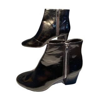 Calvin Klein Karena Black Patent‎ Leather Zipper Ankle Square Heel Boots Sz 7.5